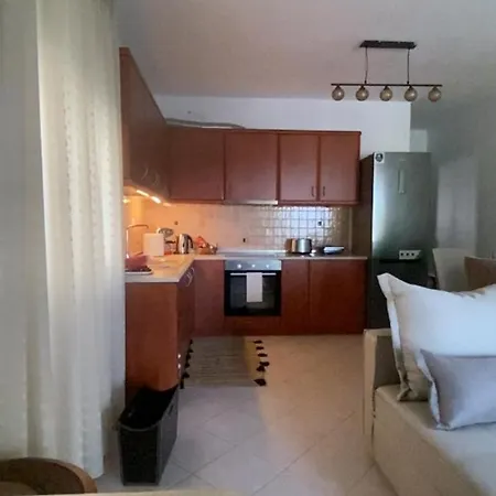 By The Sea アパート